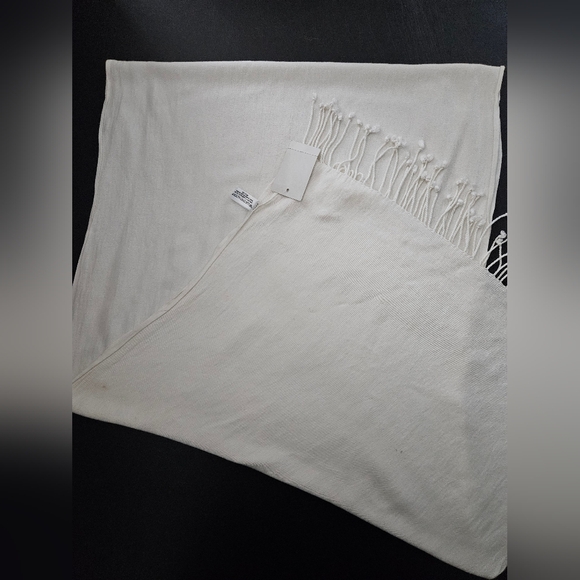 Vintage - NWT Worthington Extra Long Winter White Scarf/Shawl/Wrap - Picture 1 of 4
